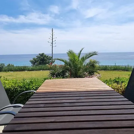 Апартаменты Aegean View Smart Living *